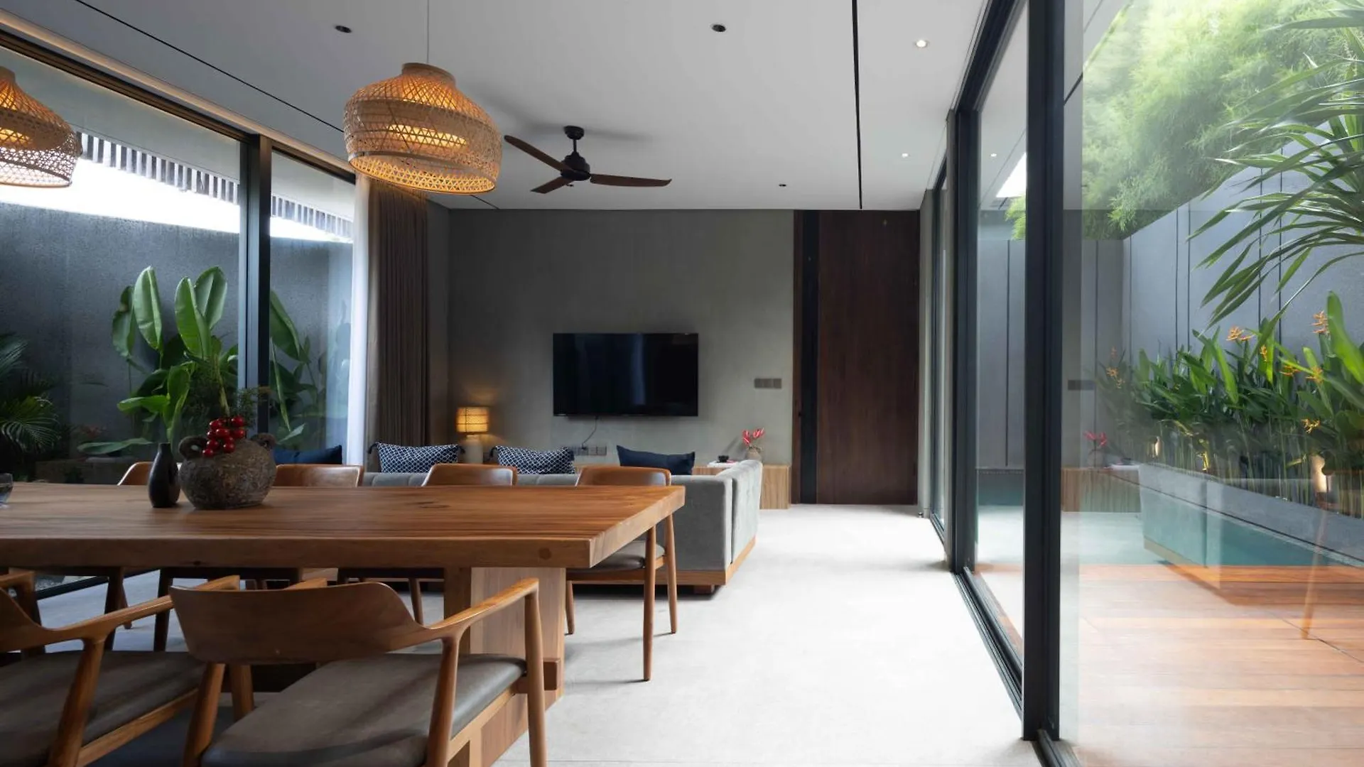 Aleny Vila By Vola Seminyak  Indonesia